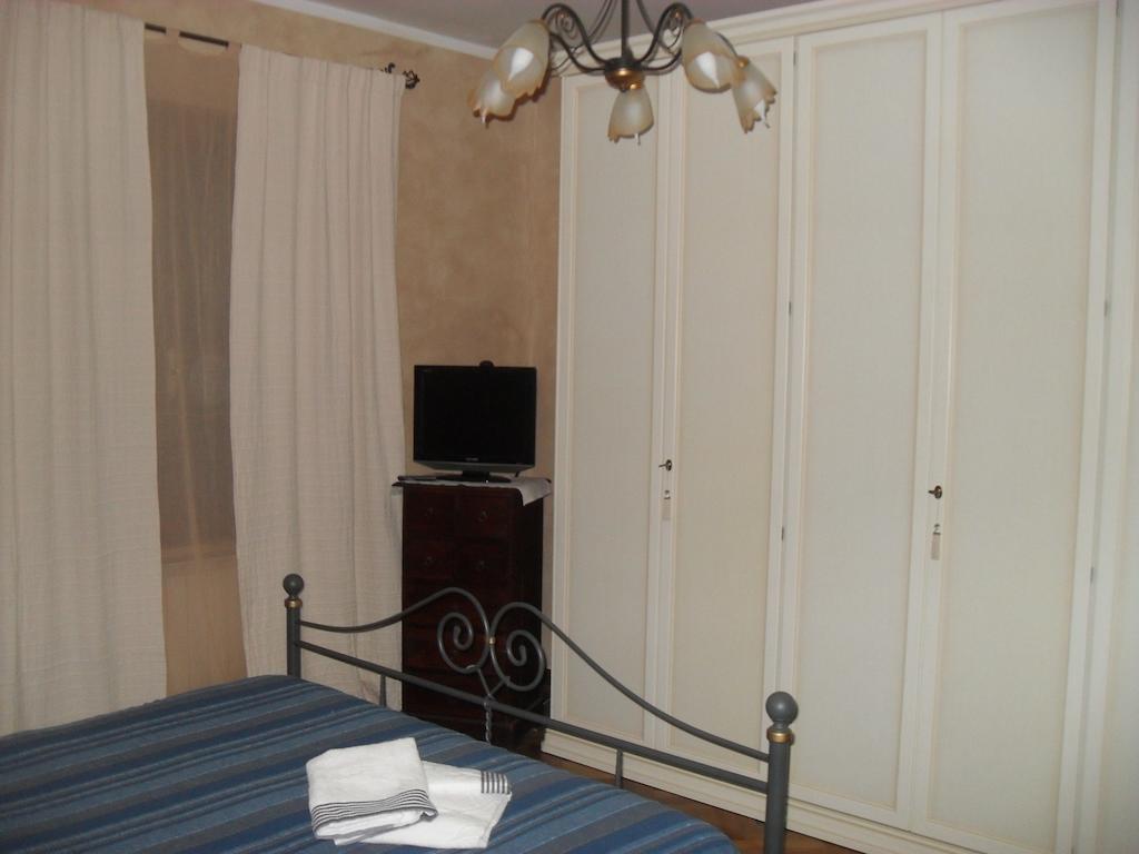 Affittacamere Casa Sofia Ангьяри Номер фото